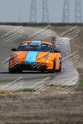media/Jun-01-2025-PCA Golden Gate (Sun) [[9e4b10205a]]/Club Race/Race (Outside Grapevine)/